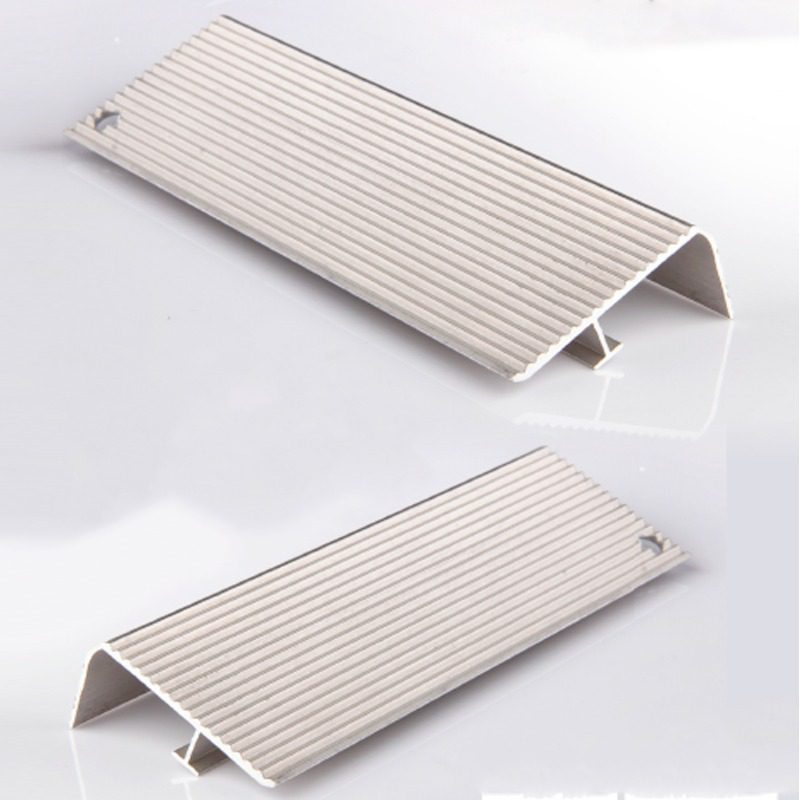 CANTONERA ALUMINIO 2" C/ANCLAJE